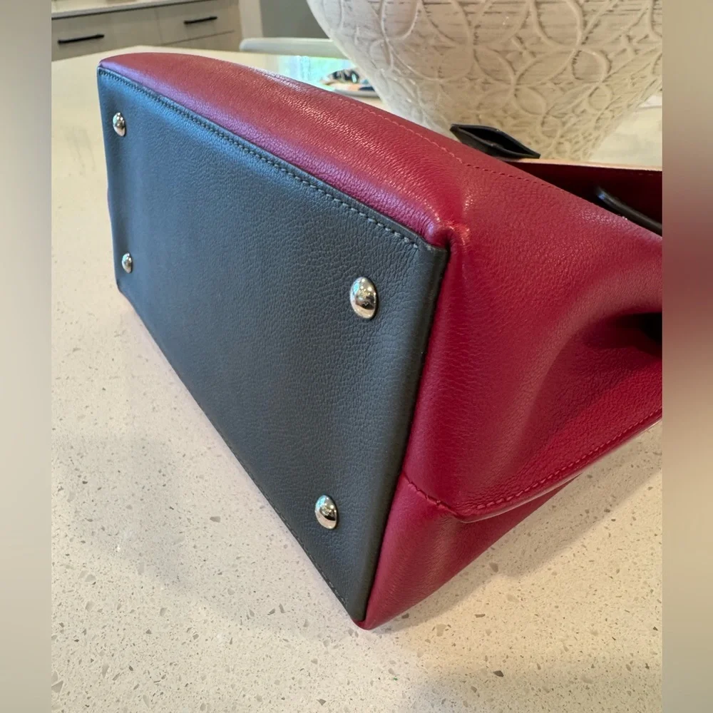 Louis Vuitton lock me Ever MM - Picture 8 of 15